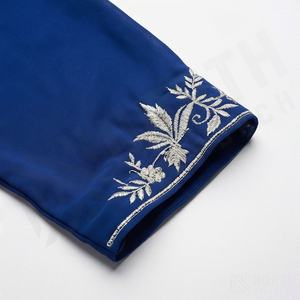 2025 OEM Kimono Abaya pour femmes musulmanes, en tissu polyester épais, doux et très extensible, col en V, manches longues, pour fêtes, Ramadan, mariages - Product Image 5