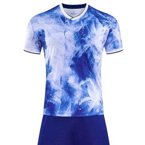 Ensemble de maillots de football personnalisés bleu et blanc en polyester pour adultes, manches courtes, uniforme sportif par sublimation, tenue d'entraînement et de match, vêtements de sport - Product Image 2