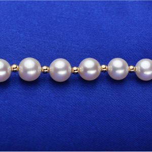 Collar de Perlas de Alta Gama en Oro de 18K, Cierre de Cadena, Círculo Casi Perfecto de 8-9mm, Luz Intensa, Casi Impecable - Product Image 1