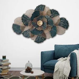 Escultura de Pared de Metal con Diseño Floral de Daystar Trade, Arte Moderno Abstracto para Sala de Estar, Forma Rectangular con Diseño de Flores y Hojas - Product Image 2