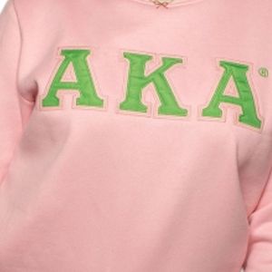 เสื้อสเวตเชิ้ตคอกลมปักลายสีชมพูสำหรับฤดูหนาว พร้อมรายละเอียดตัวอักษรสีเขียว เสื้อถักสวมใส่สบายมีสไตล์สำหรับผู้หญิง ผลิตจากผ้าฝ้าย 100% - Product Image 2