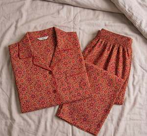 Conjunto de Pijama de Algodón Tejido con Estampado Floral a Mano para Mujer, de Manga Larga, con Bolsillos, Ideal para Regalo - Product Image 3