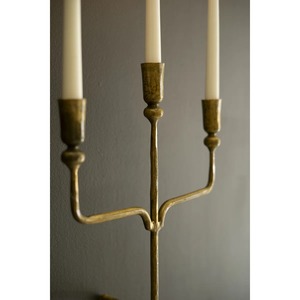 Candélabre décoratif en métal à trois bras, fait main, de qualité supérieure, élégant, pour centre de table, à prix abordable. - Product Image 4