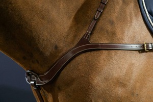 Accessoires d'équipement équestre en cuir de haute qualité avec coutures fines, harnais anatomique réglable pour cheval - Product Image 5