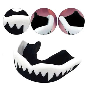 Protector Bucal Cómodo y Personalizado para Fútbol Americano, Protector de Dientes, Protector Bucal para Fútbol Americano - Product Image 5