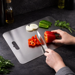 Meilleures ventes : Planches à découper multifonctionnelles en acier inoxydable pour la viande, le fromage et les fruits - Product Image 6