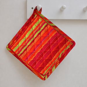 Meilleures ventes : Nouveaux maniques de four et dessous de plat en toile 100% coton et coton recyclé, avec design jacquard et technique de tissage, pour la cuisine - Product Image 1