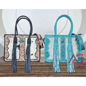 Nuevo Bolso de Mano de Diseñador de Gran Capacidad, Bolso de Hombro de Cuero Repujado a Mano, Bolso Tote de Lujo para Mujer con Piedra Turquesa y Flecos - Product Image 1