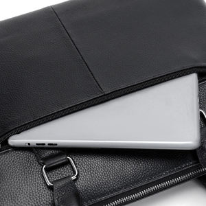 Bolso Bandolera de Cuero Genuino Vintage para Hombre, Hecho a Mano, con Gran Capacidad y Diseño para Portátil - Product Image 3