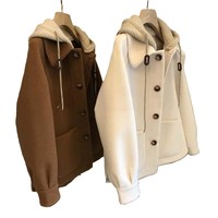 Manteau court à capuche en polyester épais pour femme, nouveau style automne-hiver 2025, avec broderie de logo personnalisée OEM, pour petites tailles et grandes tailles