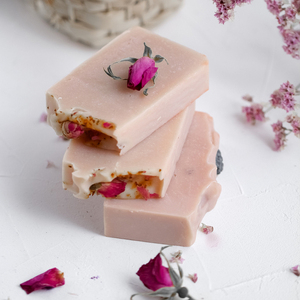 Jabón en Barra de Extracto de Plantas Orgánicas Naturales de Marca Privada, Fragancia e Ingredientes Personalizados para Blanquear e Hidratar, Cuidado de la Piel OEM/ODM - Product Image 3