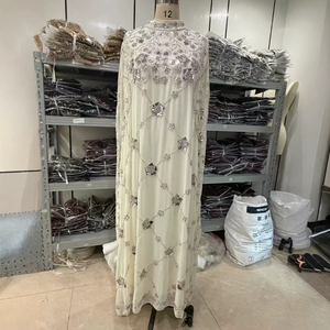 Elegante Vestido Largo de Gasa Bordado para Mujer, Cuello Redondo, Manga Tres Cuartos, Estampado Floral, Corte Regular, Otoño, Seda - Product Image 2
