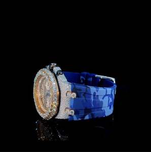 นาฬิกาข้อมือหรูหราแบบกำหนดเองที่น่าดึงดูดใจ ประดับเพชรโมอิสซาไนต์ทรงกลม สไตล์ฮิปฮอป ดีไซน์หนาม ตัวเรือนสแตนเลสสตีล สำหรับผู้ชาย จากอินเดีย - Product Image 2