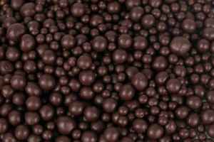 Precio de Oferta: Chocolate Compuesto para Exportación, Fabricación OEM/ODM, Decoración de Pasteles, Chocolate Halal con Caramelos, Bolas Crujientes de Cacao - Product Image 5