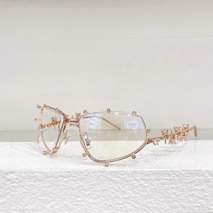 Nuevas Gafas de Sol de Moda de Metal con Circonita Blanca, Unisex, de Lujo, Alta Calidad, Lentes de PC con Protección UV400 - Product Image 4