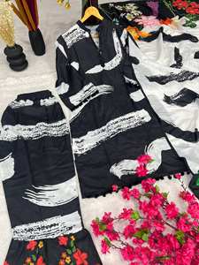 ชุดเซ็ตผ้าเรยอนคอตตอนพิมพ์ลายดิจิทัลสำหรับผู้หญิง พร้อมผ้าคลุมไหล่ผ้าคอตตอนเข้าชุด ตัดเย็บสำเร็จพร้อมลายแฟนซี - Product Image 2