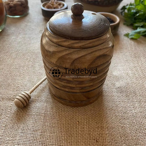 Tarro de Miel Rústico de Madera con Cuchara, Regalo Artesanal para Amantes de la Miel, Cocina por Tradebyd - Product Image 1
