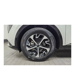 Kia Sportage Prestige 2WD 2023 con 9,696 km, Caja de Cambios Automática, Asientos de Cuero, Estándar de Emisiones Euro V, Cámara Trasera - Product Image 5