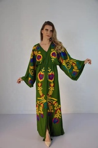 Nueva Llegada Color Verde Hasta el Suelo Bordado Diseño Ropa de Playa Kaftan Para Mujeres Summer Resort Wear Kaftan Regalo Para Ella - Product Image 4