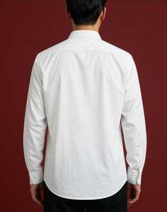 Camisa de Vestir para Hombre, Corte Entallado, Popelina 100% Algodón, Un Solo Botón, Manga Larga, Estilo Casual de Negocios, Color Blanco - Product Image 1