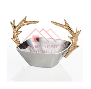 Bol à fruits en métal au design attrayant, décoration de table de luxe pour la maison - Product Image 1