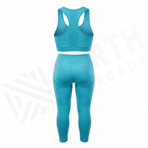 Conjunto de Yoga para Mujer de Material Duradero, Ropa Deportiva Transpirable de Primera Calidad para Gimnasio y Entrenamiento - Product Image 2