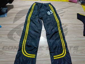 Pantalon de survêtement ample et décontracté pour homme, coupe oversize, avec logo personnalisé, en polyester et nylon, coupe large, coupe-vent, haute qualité - Product Image 2