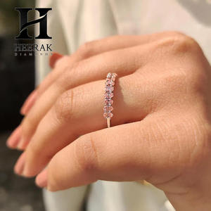 Bague d'éternité ovale en or 14 carats avec saphir rose/diamant - Bague élégante à superposer pour femmes - Product Image 3