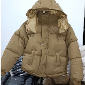 เสื้อแจ็คเก็ตขายส่ง คุณภาพสูง ราคาถูกจากเวียดนาม ภาษีต่ำ - เสื้อแจ็คเก็ตบุใยสังเคราะห์จากโรงงานโดยตรง - ขายส่งจำนวนมาก - Product Image 3