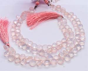 Bracelet de pierres de quartz rose naturel facettées en forme de cœur, 8 pouces, taille 8-9 mm, pierres précieuses de quartz rose, provenant d'un grossiste indien. - Product Image 4