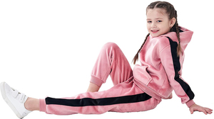 Conjunto Deportivo Infantil para Producción en Masa, Cómodo Conjunto de Entrenamiento con Logotipo Personalizado, Servicio OEM para Clubes Deportivos Infantiles y Mayoristas de Ropa - Product Image 3