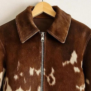 Chaquetas de Motocicleta de Cuero para Mujer, a la Moda, con Cuello Camisero, Cierre de Cremallera, Logotipo Personalizado, Color Liso, en Oferta para la Temporada de Invierno, Último Modelo - Product Image 3