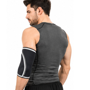Manchons de protection pour coudes pour hommes, respirants et rembourrés, pour le sport, le fitness et l'entraînement – Vente en gros OEM et ODM - Product Image 3