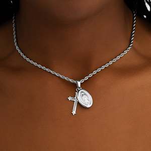 Collar con Colgante Religioso de Plata de Ley con Cruz y Medalla Milagrosa, Cadena de Cuerda, Joyería Católica Unisex - Product Image 1