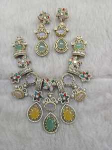 Ensemble de colliers inspiré de Sabya de qualité supérieure, allure luxueuse, convient à toutes les tenues, parfait pour toutes les occasions - Product Image 1