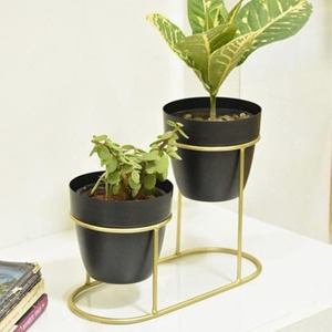 Macetero de Metal Forjado a Mano de Gran Venta para Decoración de Jardín, Juego de 2 Maceteros de Metal de Tamaño Personalizado - Product Image 3