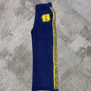 Pantalones de chándal de algodón afelpado con logotipo personalizado OEM/ODM, de cintura alta, ligeros, estilo urbano - Product Image 4