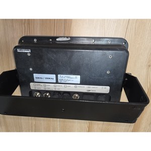 เครื่องควบคุมเครื่องหาปลาทางทะเลมือสอง 50KHz 200KHz พอร์ตทรานสดิวเซอร์ OEM - Product Image 1