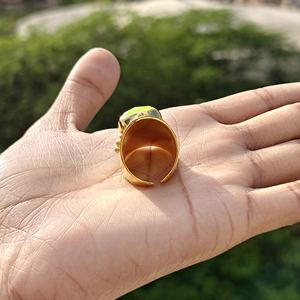 Anillo ajustable de latón macizo chapado en oro de 18k con textura martillada, con gemas de apatita, prehnita y jade de corte cojín, joyería de moda. - Product Image 6