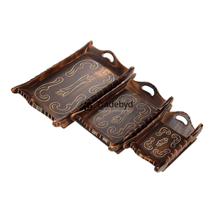 Bandeja de Madera Moderna Hecha a Mano, Plato de Servir Decorativo Premium Móvil para Cocina y Comedor Tradebyd - Product Image 3