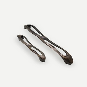 Poignée de Meuble Moderne en Métal Bronze, Durable et Multifonctionnelle pour Armoires, Tiroirs, Penderies (Forme/Hauteur Personnalisable) - Product Image 4