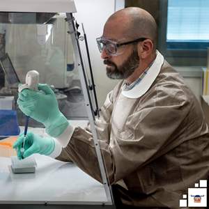 Unisex giacca da laboratorio da 29 pollici monouso 100 abbigliamento da lavoro lungo fino ai fianchi 3 tasche Color caffè SMS 50 Gsm monouso incontinente Pad - Product Image 6