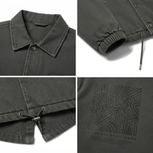 เสื้อโค้ชแจ็คเก็ตผ้าทวิลคอตตอนหนา 400gsm สำหรับผู้ชาย สีเทาชาร์โคล ย้อมสีแบบ Garment Dyed สไตล์สตรีทแวร์ ทรงบ็อกซี่ ผลิตตามแบบ OEM สีพื้น ผลิตอย่างยั่งยืน - Product Image 3
