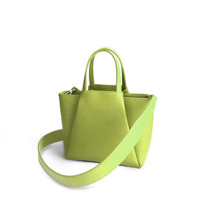 Sac fourre-tout vert en similicuir pour femme, sac à bandoulière, sac à main avec fermeture éclair, minimaliste, grande capacité pour le travail, les courses et les voyages - Product Image 1