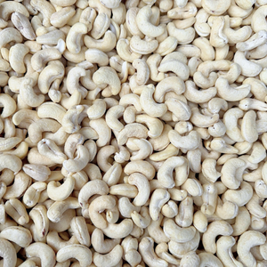 เมล็ดเม็ดมะม่วงหิมพานต์แซนติโก kernels Kaju Kaju - Product Image 1