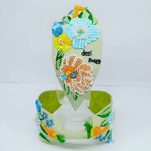 Bandeau/Élastique à Cheveux Unisexe Léger et Ajustable en Tissu Brodé Floral Perlé Fait Main Écologique Style Desi Swag Coloré - Product Image 1