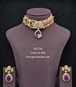 12729 Conjunto de Collar Choker Vintage Kundan con Baño de Oro, Pendientes con Colgante Floral, Piedra Doble y Circonita Cúbica para Fiesta de Boda - Product Image 5