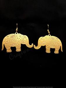 ต่างหูทองเหลืองคุณภาพพรีเมียม ดีไซน์ทันสมัย งานแฮนด์เมดสำหรับผู้หญิง เหมาะสำหรับงานกลางคืนและโอกาสพิเศษ ในราคาโรงงาน - Product Image 2