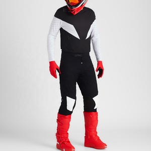 Combinaisons de motocross personnalisées Matériau léger et durable Marque personnalisée pour les coureurs Racing et activités de plein air - Product Image 3