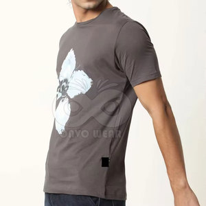 เสื้อยืดผ้าฝ้าย 100% สวมใส่สบาย ทรงหลวม พิมพ์ลายกราฟิกสำหรับผู้ชาย รับสกรีนโลโก้ เสื้อยืดสตรีทแวร์ลายกราฟิกสำหรับผู้ชาย - Product Image 3